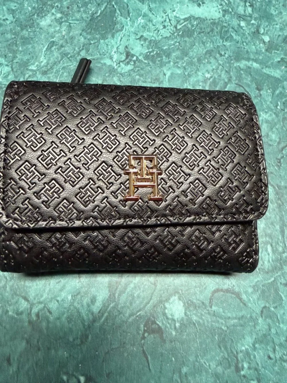 Tommy Hilfiger large tommy